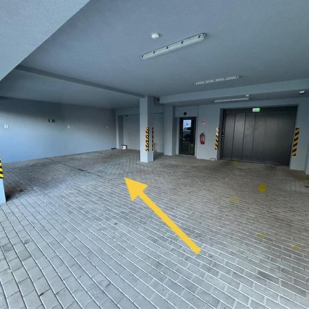 New Apartment 6 - Self Check In, Free Parking Bratislava Exteriör bild